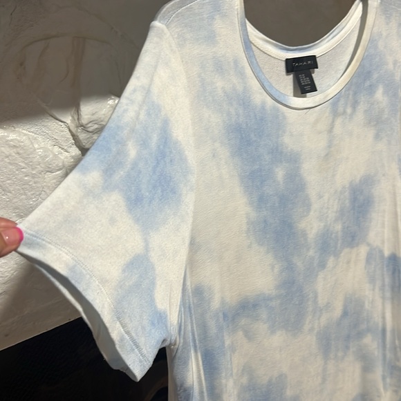 Tahari Casual Blouse - Picture 2 of 4